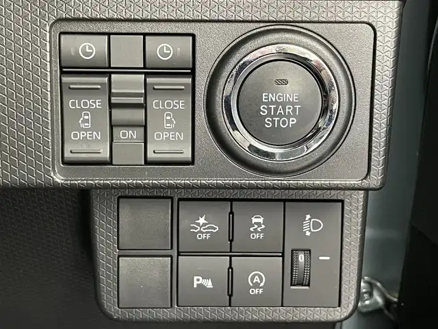 ダイハツ タント ファンクロスターボ 埼玉県 2024(令6)年 0.9万km レイクブルーメタリック スマートアシスト　純正ナビ　バックカメラ　ビルトインＥＴＣ　ドライブレコーダー　シートヒーター　純正アルミホイール　両側パワースライドドア　ブレーキホールド　オートハイビーム　ＬＥＤライト　地デジ