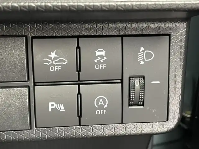 ダイハツ タント ファンクロスターボ 埼玉県 2024(令6)年 0.9万km レイクブルーメタリック スマートアシスト　純正ナビ　バックカメラ　ビルトインＥＴＣ　ドライブレコーダー　シートヒーター　純正アルミホイール　両側パワースライドドア　ブレーキホールド　オートハイビーム　ＬＥＤライト　地デジ