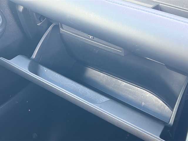 トヨタ ヴォクシー ハイブリッド S－Z 静岡県 2022(令4)年 5.4万km ホワイトパールクリスタルシャイン /12.3インチナビ/地デジTV//純正CD/DVD/Bluetooth//バックカメラ//モデリスタエアロ//モデリスタ18インチAW//左オートステップ//パワーバックドア//ハーフレザーシート//シートヒーター//レーダークルーズコントロール//オートハイビーム//ドライブレコーダー//LEDヘッドライト//スマートキー//スペアキー//保証書//取説