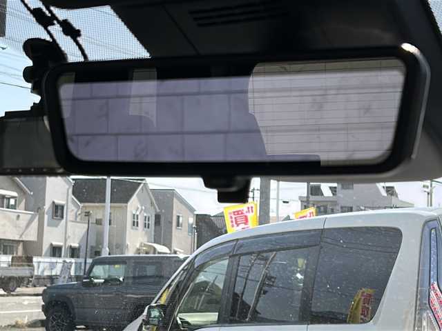 トヨタ ヴォクシー ハイブリッド S－Z 静岡県 2022(令4)年 5.4万km ホワイトパールクリスタルシャイン /12.3インチナビ/地デジTV//純正CD/DVD/Bluetooth//バックカメラ//モデリスタエアロ//モデリスタ18インチAW//左オートステップ//パワーバックドア//ハーフレザーシート//シートヒーター//レーダークルーズコントロール//オートハイビーム//ドライブレコーダー//LEDヘッドライト//スマートキー//スペアキー//保証書//取説