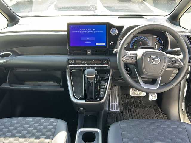 トヨタ ヴォクシー ハイブリッド S－Z 静岡県 2022(令4)年 5.4万km ホワイトパールクリスタルシャイン /12.3インチナビ/地デジTV//純正CD/DVD/Bluetooth//バックカメラ//モデリスタエアロ//モデリスタ18インチAW//左オートステップ//パワーバックドア//ハーフレザーシート//シートヒーター//レーダークルーズコントロール//オートハイビーム//ドライブレコーダー//LEDヘッドライト//スマートキー//スペアキー//保証書//取説