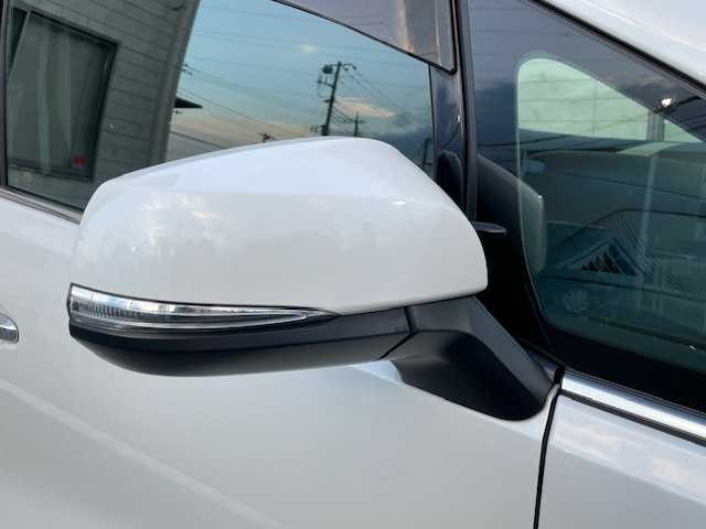 トヨタ アルファード S 埼玉県 2021(令3)年 4.6万km ホワイトパールクリスタルシャイン ワンオーナー/トヨタセーフティセンス/　・プリクラッシュセーフティ/　・レーントレーシングアシスト/　・アダプティブハイビームシステム/　・オートマチックハイビーム/　・ロードサインアシスト/　・レーダークルーズコントロール（全車速追従機能付き）/　・先行車発進告知機能/純正T-Connectナビ/　 DTV/CD/DVD/BT/HDMI/Apple CarPlay/AndroidAuto/Miracast/フリップダウンモニター/ツインムーンルーフ/クリアランスソナーセンサー/両側パワースライド/バックカメラ/純正ドライブレコーダー（DRT-H168A）/デュアルエアコン/フォグランプ/シートカバー（全席）/プッシュスタート/ビルトインETC2.0/スマートキー/純正フロアマット