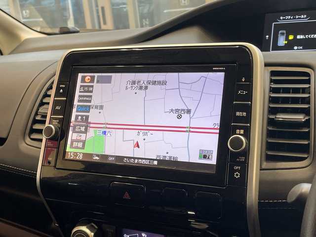 日産 セレナ ハイウェイスター Vセレクション 埼玉県 2017(平29)年 3.9万km マルーンレッド エマージェンシーブレーキ/純正9インチナビ/　　フルセグ/CD/DVD/Blu-ray/Bluetooth/バックカメラ/フリップダウンモニター/クルーズコントロール/LEDヘッドライト/両側パワースライドドア/純正16インチアルミホイール/フロアマット/ドアバイザー/ETC/スマートキー