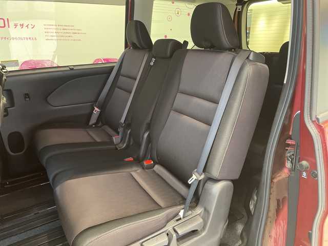 日産 セレナ ハイウェイスター Vセレクション 埼玉県 2017(平29)年 3.9万km マルーンレッド エマージェンシーブレーキ/純正9インチナビ/　　フルセグ/CD/DVD/Blu-ray/Bluetooth/バックカメラ/フリップダウンモニター/クルーズコントロール/LEDヘッドライト/両側パワースライドドア/純正16インチアルミホイール/フロアマット/ドアバイザー/ETC/スマートキー