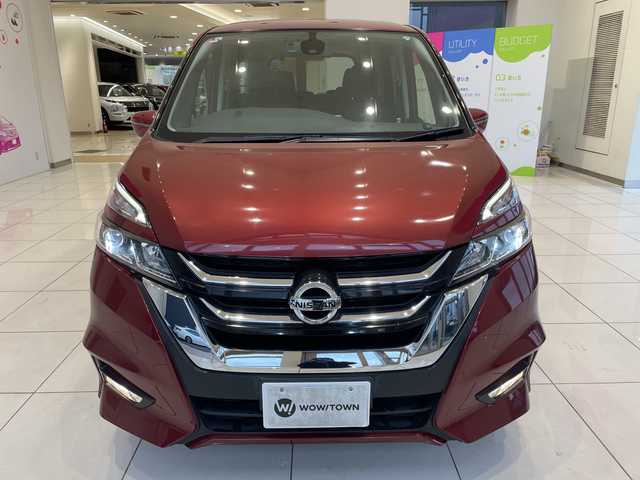 日産 セレナ ハイウェイスター Vセレクション 埼玉県 2017(平29)年 3.9万km マルーンレッド エマージェンシーブレーキ/純正9インチナビ/　　フルセグ/CD/DVD/Blu-ray/Bluetooth/バックカメラ/フリップダウンモニター/クルーズコントロール/LEDヘッドライト/両側パワースライドドア/純正16インチアルミホイール/フロアマット/ドアバイザー/ETC/スマートキー