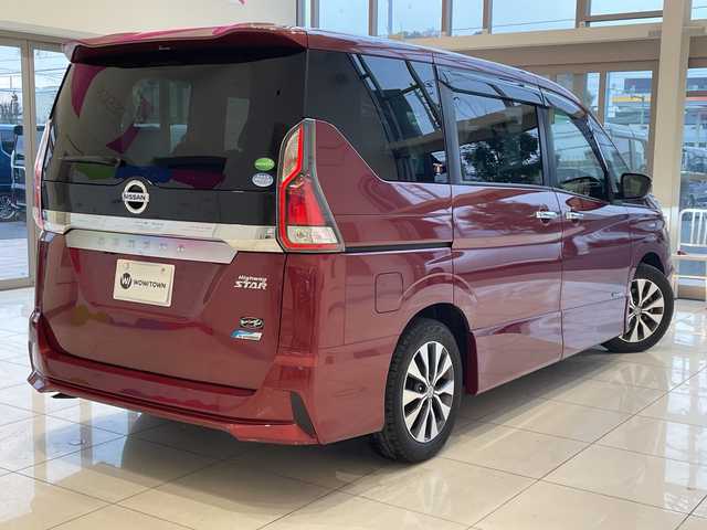 日産 セレナ ハイウェイスター Vセレクション 埼玉県 2017(平29)年 3.9万km マルーンレッド エマージェンシーブレーキ/純正9インチナビ/　　フルセグ/CD/DVD/Blu-ray/Bluetooth/バックカメラ/フリップダウンモニター/クルーズコントロール/LEDヘッドライト/両側パワースライドドア/純正16インチアルミホイール/フロアマット/ドアバイザー/ETC/スマートキー