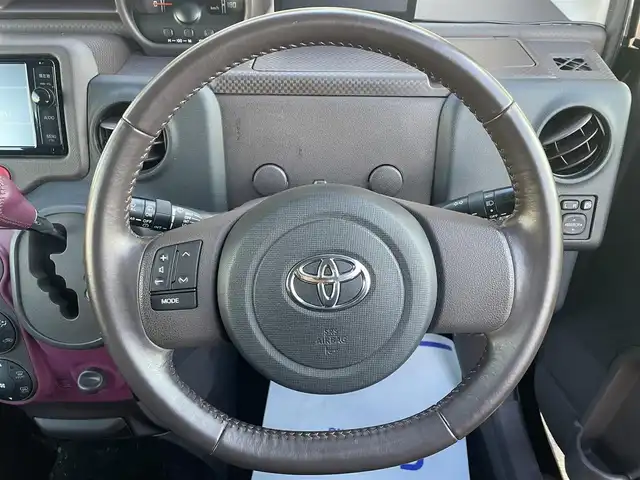 トヨタ ポルテ G 鳥取県 2014(平26)年 8.7万km ブラックマイカ (株)IDOMが運営する【じしゃロン鳥取店】の自社ローン専用車両になります。こちらは現金またはオートローンご利用時の価格です。自社ローンご希望の方は別途その旨お申付け下さい/4WD/純正ナビ/・フルセグTV/・AM/FM/・CD/DVD/・Bluetooth接続/バックカメラ/片側パワースライドドア/シートヒーター/ETC/社外AW/スマートキー/プッシュスタート