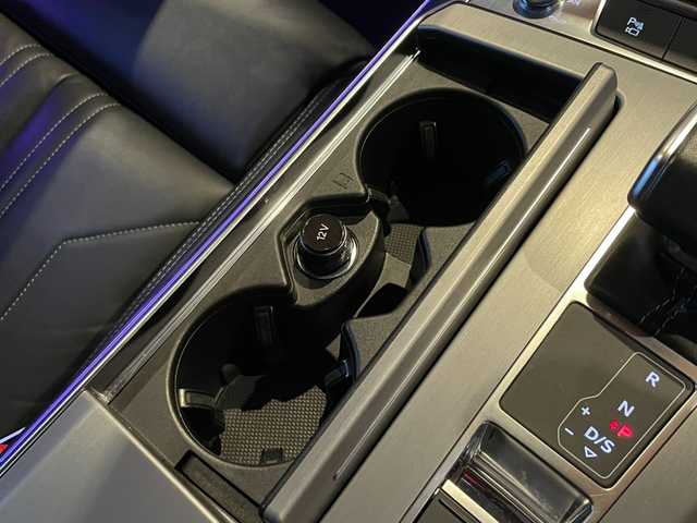 アウディ Ａ７ SB 40TDIクワトロ Sライン 愛知県 2020(令2)年 3.3万km ミトスブラックメタリック ドライビングパッケージ/アシスタンスパッケージ/21インチアルミ/純正メモリナビ/360°カメラ/ACC/BSM/LKA/アダプティブダンピングサスペンション/黒革シート/シートヒーター/パワーシート/マルチカラーアンビエントライト