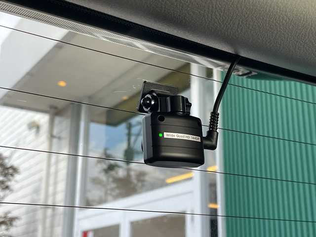 トヨタ アルファード 240S Cパッケージ 福岡県 2014(平26)年 5.5万km ブラック 純正ナビ/（AM/FM/CD/DVD/SD/BT/フルセグ）/10.２インチアルパインフリップダウンモニター/サンルーフ/クルーズコントロール/前後コーナーセンサー/ETC/バックカメラ/両側パワースライドドア/前後ドライブレコーダー/パワーシート（D+N+２列目）/D席メモリーシート/オットマン/電動リアゲート/フロアマット/オートライト/フォグランプ/社外20インチアルミホイール/ドアバイザー/MT付きAT/WAC/W+サイド+カーテンエアバッグ