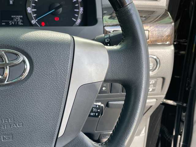 トヨタ アルファード 240S Cパッケージ 福岡県 2014(平26)年 5.5万km ブラック 純正ナビ/（AM/FM/CD/DVD/SD/BT/フルセグ）/10.２インチアルパインフリップダウンモニター/サンルーフ/クルーズコントロール/前後コーナーセンサー/ETC/バックカメラ/両側パワースライドドア/前後ドライブレコーダー/パワーシート（D+N+２列目）/D席メモリーシート/オットマン/電動リアゲート/フロアマット/オートライト/フォグランプ/社外20インチアルミホイール/ドアバイザー/MT付きAT/WAC/W+サイド+カーテンエアバッグ