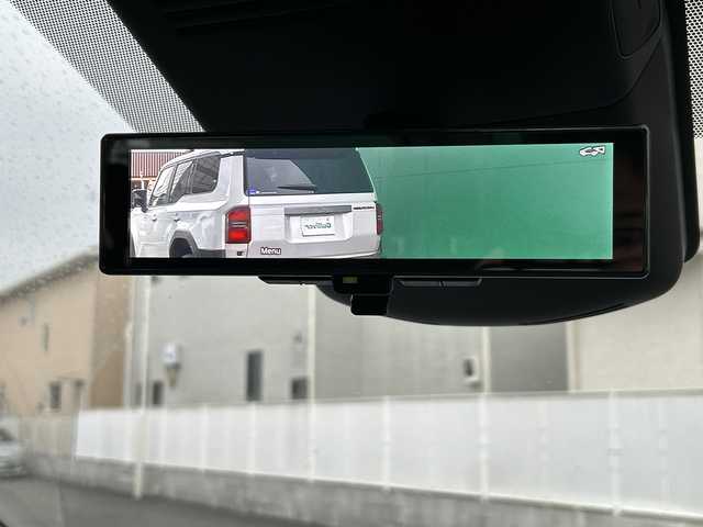 日産 セレナ e－パワー ルキシオン 栃木県 2024(令6)年 0.3万km プリズムホワイト A-WINエアロキット/・フロントスポイラー/・サイドスポイラー/・リアスポイラー/純正ルーフスポイラー/プロパイロット2.0/プロパイロットリモートパーキング/インテリジェントエマージェンシーブレーキ/インテリジェントFCW(前方衝突予測警報)/衝突回避ステアリングアシスト/インテリジェントLI(車線逸脱防止支援システム)+LDW(車線逸脱警報)/インテリジェントBSI(後側方衝突防止支援システム)+BSW(後側方車両検知警報)/RCTA(後退時車両検知警報)/インテリジェントDA(ふらつき警報)/踏み間違い衝突防止アシスト/NissanConnectナビゲーションシステム(地デジ内蔵)/・12.3インチカラーディスプレイ/・AppleCarPlay/AndroidAuto/・Bluetooth/・Amazon Alexa搭載/後席専用モニター/ヘッドアップディスプレイ(プロパイロット2.0情報表示機能、カラー表示)/インテリジェントアラウンドビューモニター(移動物検知機能付)/インテリジェントルームミラー /ドライブレコーダー(前後セット)/ホットプラスパッケージ/XKJ(プリズムホワイト/スーパーブラック2トーン)