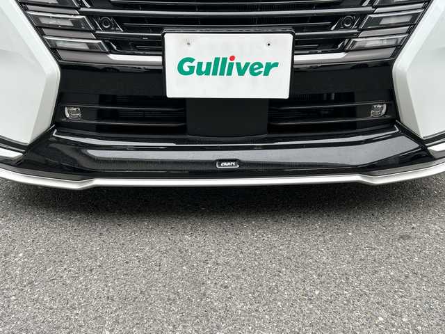 日産 セレナ e－パワー ルキシオン 栃木県 2024(令6)年 0.3万km プリズムホワイト A-WINエアロキット/・フロントスポイラー/・サイドスポイラー/・リアスポイラー/純正ルーフスポイラー/プロパイロット2.0/プロパイロットリモートパーキング/インテリジェントエマージェンシーブレーキ/インテリジェントFCW(前方衝突予測警報)/衝突回避ステアリングアシスト/インテリジェントLI(車線逸脱防止支援システム)+LDW(車線逸脱警報)/インテリジェントBSI(後側方衝突防止支援システム)+BSW(後側方車両検知警報)/RCTA(後退時車両検知警報)/インテリジェントDA(ふらつき警報)/踏み間違い衝突防止アシスト/NissanConnectナビゲーションシステム(地デジ内蔵)/・12.3インチカラーディスプレイ/・AppleCarPlay/AndroidAuto/・Bluetooth/・Amazon Alexa搭載/後席専用モニター/ヘッドアップディスプレイ(プロパイロット2.0情報表示機能、カラー表示)/インテリジェントアラウンドビューモニター(移動物検知機能付)/インテリジェントルームミラー /ドライブレコーダー(前後セット)/ホットプラスパッケージ/XKJ(プリズムホワイト/スーパーブラック2トーン)