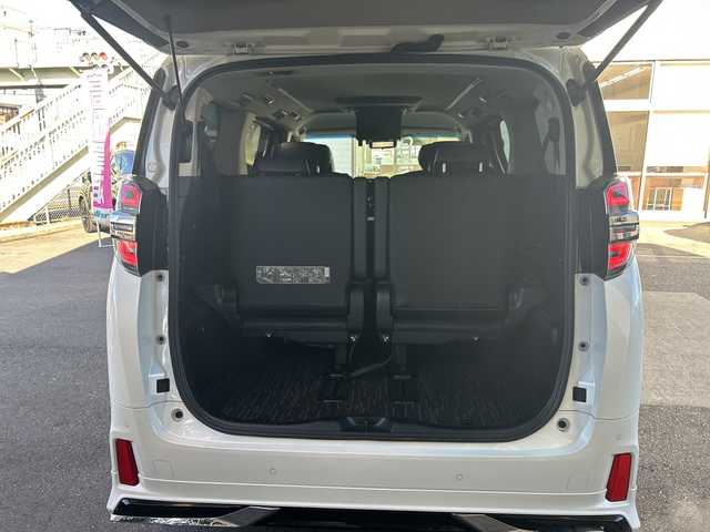 トヨタ ヴェルファイア Z Gエディション 京都府 2018(平30)年 8万km ホワイトパールクリスタルシャイン 社外メモリナビ/フルセグテレビ/バックカメラ/Bluetooth/フリップダウンモニター/ウィンカーミラー/オットマン/キャプテンシート/クルーズコントロール/ドアバイザー/プッシュスタート/両側パワースライドドア/パワーバックドア/ETC/デジタルインナーミラー/モデリスタエアロ