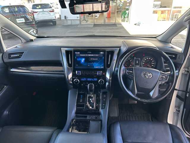 トヨタ ヴェルファイア Z Gエディション 京都府 2018(平30)年 8万km ホワイトパールクリスタルシャイン 社外メモリナビ/フルセグテレビ/バックカメラ/Bluetooth/フリップダウンモニター/ウィンカーミラー/オットマン/キャプテンシート/クルーズコントロール/ドアバイザー/プッシュスタート/両側パワースライドドア/パワーバックドア/ETC/デジタルインナーミラー/モデリスタエアロ