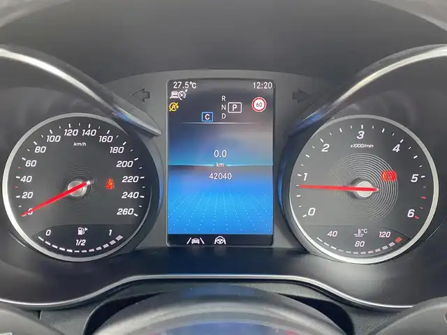 メルセデス・ベンツ ＧＬＣ２２０ d 4マチック AMGライン 福岡県 2019(令1)年 4.2万km ダイヤモンドホワイト 純正ナビ/フルセグ/パノラマルーフ /エアサス /レーダーセーフティ /ハーフレザー/全席シートH /パワーシート/アクティブブレーキアシスト/アクティブレーンキーピングアシスト/レーンチェンジアシスト/ACC/BSM/パワートランク/360度カメラ /置くだけ充電 /アンビエントライト