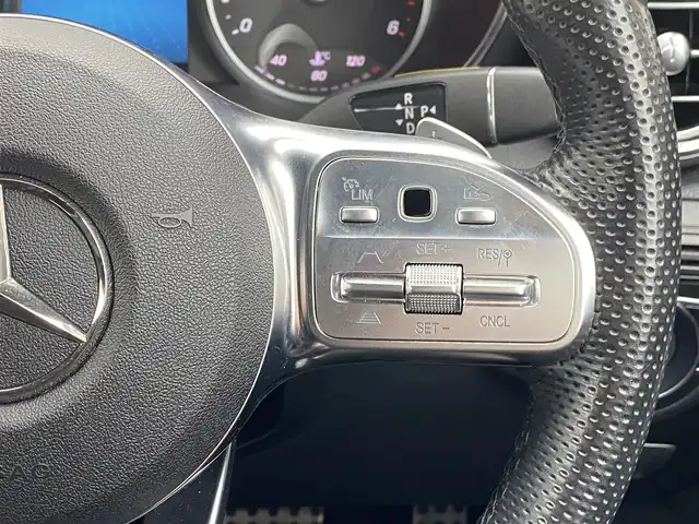 メルセデス・ベンツ ＧＬＣ２２０ d 4マチック AMGライン 福岡県 2019(令1)年 4.2万km ダイヤモンドホワイト 純正ナビ/フルセグ/パノラマルーフ /エアサス /レーダーセーフティ /ハーフレザー/全席シートH /パワーシート/アクティブブレーキアシスト/アクティブレーンキーピングアシスト/レーンチェンジアシスト/ACC/BSM/パワートランク/360度カメラ /置くだけ充電 /アンビエントライト