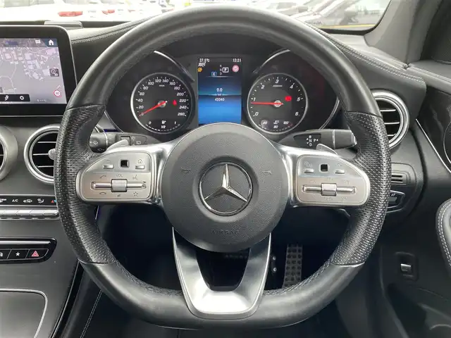 メルセデス・ベンツ ＧＬＣ２２０ d 4マチック AMGライン 福岡県 2019(令1)年 4.2万km ダイヤモンドホワイト 純正ナビ/フルセグ/パノラマルーフ /エアサス /レーダーセーフティ /ハーフレザー/全席シートH /パワーシート/アクティブブレーキアシスト/アクティブレーンキーピングアシスト/レーンチェンジアシスト/ACC/BSM/パワートランク/360度カメラ /置くだけ充電 /アンビエントライト