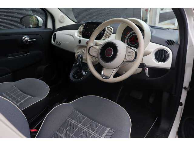 フィアット ５００Ｃ 1．2 ポップ 大分県 2019(令1)年 3.6万km ボサノバホワイト 純正ディスプレイオーディオ/・ＡｐｐｌｅＣａｒＰｌａｙ/・ＡｎｄｒｏｉｄＡｕｔｏ/・Ｂｌｕｅｔｏｏｔｈ/・バックカメラ/・ＵＳＢ/純正フロアマット/ステアリングスイッチ/純正１５ｉｎｃｈアルミホイール/ＥＴＣ
