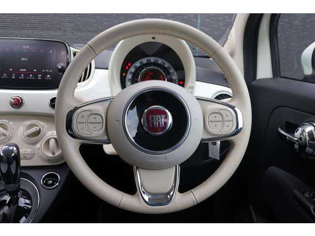 フィアット ５００Ｃ 1．2 ポップ 大分県 2019(令1)年 3.6万km ボサノバホワイト 純正ディスプレイオーディオ/・ＡｐｐｌｅＣａｒＰｌａｙ/・ＡｎｄｒｏｉｄＡｕｔｏ/・Ｂｌｕｅｔｏｏｔｈ/・バックカメラ/・ＵＳＢ/純正フロアマット/ステアリングスイッチ/純正１５ｉｎｃｈアルミホイール/ＥＴＣ