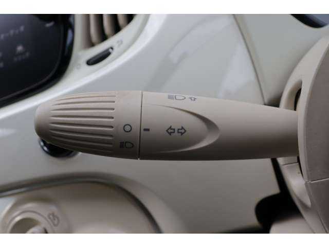 フィアット ５００Ｃ 1．2 ポップ 大分県 2019(令1)年 3.6万km ボサノバホワイト 純正ディスプレイオーディオ/・ＡｐｐｌｅＣａｒＰｌａｙ/・ＡｎｄｒｏｉｄＡｕｔｏ/・Ｂｌｕｅｔｏｏｔｈ/・バックカメラ/・ＵＳＢ/純正フロアマット/ステアリングスイッチ/純正１５ｉｎｃｈアルミホイール/ＥＴＣ