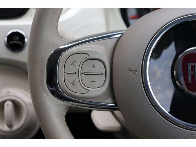 フィアット ５００Ｃ 1．2 ポップ 大分県 2019(令1)年 3.6万km ボサノバホワイト 純正ディスプレイオーディオ/・ＡｐｐｌｅＣａｒＰｌａｙ/・ＡｎｄｒｏｉｄＡｕｔｏ/・Ｂｌｕｅｔｏｏｔｈ/・バックカメラ/・ＵＳＢ/純正フロアマット/ステアリングスイッチ/純正１５ｉｎｃｈアルミホイール/ＥＴＣ