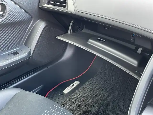 ホンダ Ｓ６６０ α 佐賀県 2019(平31)年 3.6万km ナイトホークブラックパール 純正ディスプレイオーディオ/・AM/FM/HDMI/Bluetooth/スマホ連動/車両連動/バックカメラ/ETC/クルーズコントロール/横滑り防止装置/ハーフレザーシート/パドルシフト/革巻きステアリング/ステアリングリモコン/ホロルーフ/純正アルミホイール(F15インチ/R16インチ)/純正LEDヘッドライト/純正LEDフォグランプ/純正フロアマット/取扱説明書/スペアキー１本