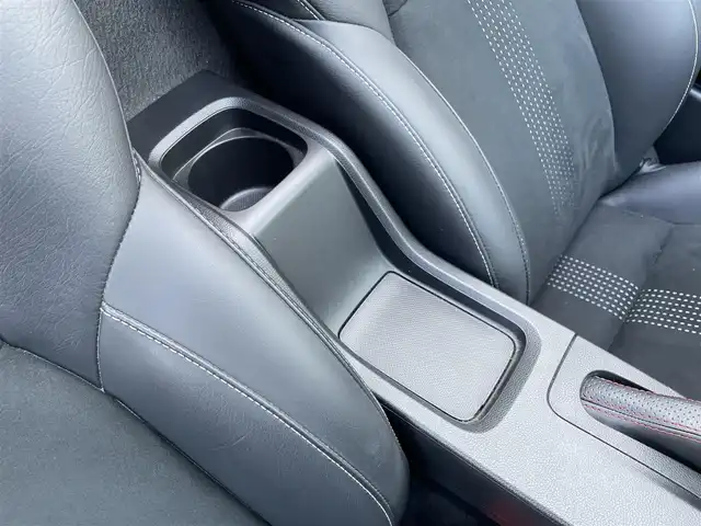 ホンダ Ｓ６６０ α 佐賀県 2019(平31)年 3.6万km ナイトホークブラックパール 純正ディスプレイオーディオ/・AM/FM/HDMI/Bluetooth/スマホ連動/車両連動/バックカメラ/ETC/クルーズコントロール/横滑り防止装置/ハーフレザーシート/パドルシフト/革巻きステアリング/ステアリングリモコン/ホロルーフ/純正アルミホイール(F15インチ/R16インチ)/純正LEDヘッドライト/純正LEDフォグランプ/純正フロアマット/取扱説明書/スペアキー１本