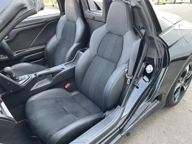 ホンダ Ｓ６６０ α 佐賀県 2019(平31)年 3.6万km ナイトホークブラックパール 純正ディスプレイオーディオ/・AM/FM/HDMI/Bluetooth/スマホ連動/車両連動/バックカメラ/ETC/クルーズコントロール/横滑り防止装置/ハーフレザーシート/パドルシフト/革巻きステアリング/ステアリングリモコン/ホロルーフ/純正アルミホイール(F15インチ/R16インチ)/純正LEDヘッドライト/純正LEDフォグランプ/純正フロアマット/取扱説明書/スペアキー１本