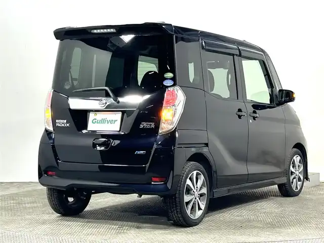 日産 デイズ ルークス ハイウェイスターX Gパッケージ 大阪府 2015(平27)年 3.9万km ブラック 純正ナビ(フルセグ/DVD再生/Bluetooth) 360カメラ ETC 両側パワースライドドア 衝突軽減 踏み間違い防止システム アイドリングストップ オートライト Pスタート HIDヘッドライト