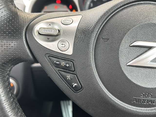 日産 フェアレディ Ｚ バージョンS 鹿児島県 2008(平20)年 10.5万km ブレードシルバー 禁煙車　/純正ナビ　/・フルセグＴＶ　/・ＴＶキャンセラー　/社外エアロ　/社外リアスポイラー　/ビルドインＥＴＣ　/ＭＴ車　/純正１９インチアルミ　/キセノンヘッドライト　/純正フロアマット　/社外前方ドラレコ　/電格ミラー/スマートキー