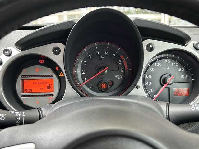 日産 フェアレディ Ｚ バージョンS 鹿児島県 2008(平20)年 10.5万km ブレードシルバー 禁煙車　/純正ナビ　/・フルセグＴＶ　/・ＴＶキャンセラー　/社外エアロ　/社外リアスポイラー　/ビルドインＥＴＣ　/ＭＴ車　/純正１９インチアルミ　/キセノンヘッドライト　/純正フロアマット　/社外前方ドラレコ　/電格ミラー/スマートキー