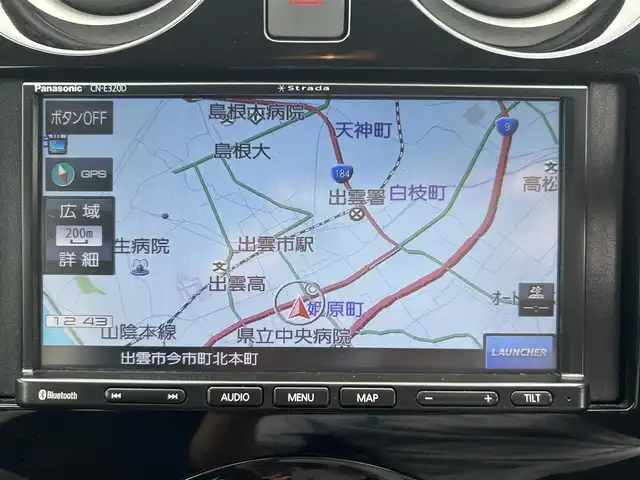 日産 ノート e－パワー X FOUR 島根県 2020(令2)年 7.9万km ブリリアントシルバー 社外メモリーナビ　/ワンセグＴＶ　/Ｂｌｕｅｔｏｏｔｈオーディオ　/バックカメラ　/前方ドライブレコーダー　/ＥＴＣ　/衝突軽減ブレーキ　/レーンアシスト　/スマートキー　/プッシュスタート　/純正フロアマット　/ドアバイザー