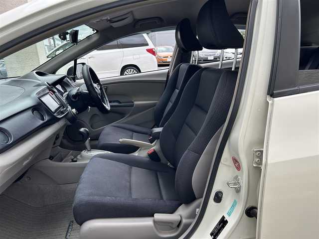 ホンダ インサイト L 大阪府 2010(平22)年 6.7万km プレミアムホワイトパール 7インチSDナビ/(Bluetooth/フルセグTV/CD/DVD)/バックカメラ/アイドリングストップ/盗難防止装置/ドライブレコーダー/純正ETC/純正フロアマット/オートエアコン/キセノンヘッドライト/オートライト/パワーステアリング/パワーウィンドウ/保証書/取扱説明書/スぺキー×１