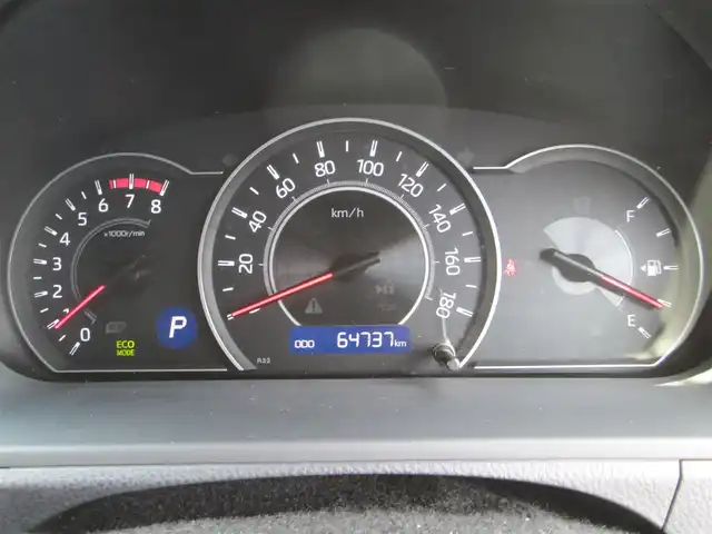 トヨタ ノア Si ダブルバイビー 千葉県 2018(平30)年 6.5万km ホワイトパールクリスタルシャイン 純正9インチナビ、フルセグ/バックカメラ/純正オーディオ【CD/DVD/Bluetooth】/純正12.1型フリップダウンモニター/両側パワースライドドア/トヨタセーフティセンス/　・プリクラッシュセーフティ/　・レーンディパーチャーアラート/　・オートマチックハイビーム/　・先行車発信告知機能/LEDヘッドライト/LEDフォグ/純正16インチアルミホイール/前後コーナーセンサー/ハーフレーザーシート/純正ドライブレコーダー、ビルトインETC/新車保証書/取扱説明書/ナビ説明書