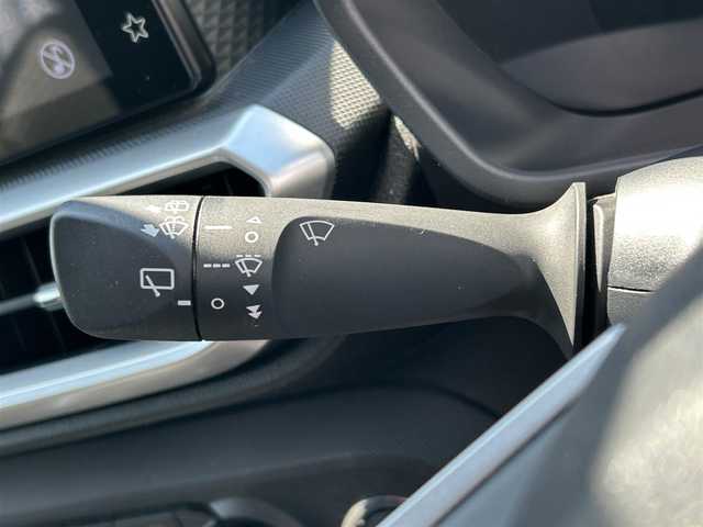 トヨタ ライズ G 愛媛県 2024(令6)年 2万km ブラックマイカメタリック 登録時走行距離:19468km/純正メモリナビ/AM/FM/CD/DVD/フルセグTV/BT/car play/android auto/HDMI/バックカメラ/ビルトインETC/トヨタセーフティセンス（PCS/LDA）/衝突軽減システム/横滑り防止装置/LEDヘッドライト/オートライト/純正エアロ(フロント、サイド、リア)/エンジンスタートボタン/スマートキー/純正アルミホイール/純正フロアマット/MT付A/T/コーナーセンサー
