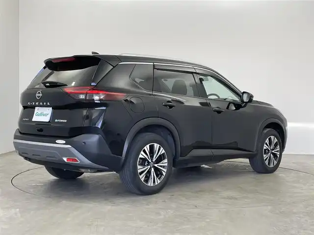 日産 エクストレイル X e－4ORCE 埼玉県 2022(令4)年 1.7万km ダイヤモンドブラック 純正１２．３インチナビ　アラウンドビューモニター　ＢＳＩ　プロパイロット　レーダークルーズコントロール　デジタルインナーミラー　メモリシート　ＡＣ１００Ｖ　シートヒーター　オートハイビーム　ＬＥＤ