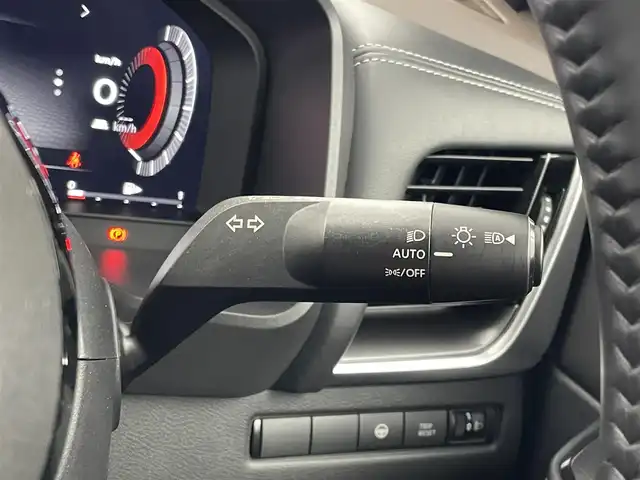 日産 エクストレイル X e－4ORCE 埼玉県 2022(令4)年 1.7万km ダイヤモンドブラック 純正１２．３インチナビ　アラウンドビューモニター　ＢＳＩ　プロパイロット　レーダークルーズコントロール　デジタルインナーミラー　メモリシート　ＡＣ１００Ｖ　シートヒーター　オートハイビーム　ＬＥＤ