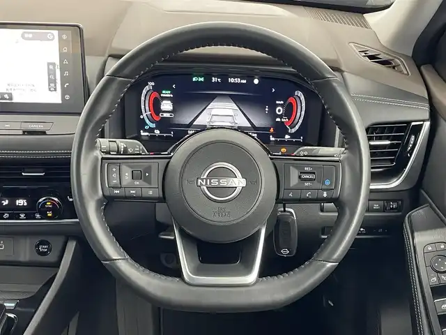 日産 エクストレイル X e－4ORCE 埼玉県 2022(令4)年 1.7万km ダイヤモンドブラック 純正１２．３インチナビ　アラウンドビューモニター　ＢＳＩ　プロパイロット　レーダークルーズコントロール　デジタルインナーミラー　メモリシート　ＡＣ１００Ｖ　シートヒーター　オートハイビーム　ＬＥＤ