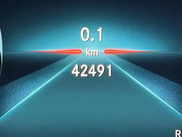メルセデス・ベンツ Ｃ２２０ｄ ローレウスエディション 神奈川県 2021(令3)年 4.3万km ヒヤシンスレッド 特別仕様車/【ローレウスエディション 特別装備】/●AMGスタイリングパッケージ/●18インチAMGアルミ/●ブラックアッシュウッドインテリアトリム/●12.3インチコックピットディスプレイ/●ローレウスロゴプレート/●ワイヤレスチャージング/【スポーツプラスパッケージ装備】/●レザーシート/●スポーツシート（前席）/●AIR BODY CONTROLサスペンション/●ヘッドアップディスプレイ/●AMGスポーツステアリング/●ステンレスアクセル＆ブレーキペダル/●フットトランクオープナー/●レーダーセーフティパッケージ/アクティブディスタンスアシスト ディストロニック/アクティブステアリングアシスト/アクティブブラインドスポットアシスト/アクティブレーンチェンジアシスト/アクティブレーンキーピングアシスト/アクティブエマージェンシーストップアシスト/アクティブブレーキアシスト/●純正ナビ/地デジTV/BT/SD/USB/●Apple CarPlay／Android Auto/●マルチビームLEDヘッドライト/●パークトロニック/●ETC2.0/●前後ドラレコ/●シートヒーター/エアシート/●保証書/●取説/●スペアキー