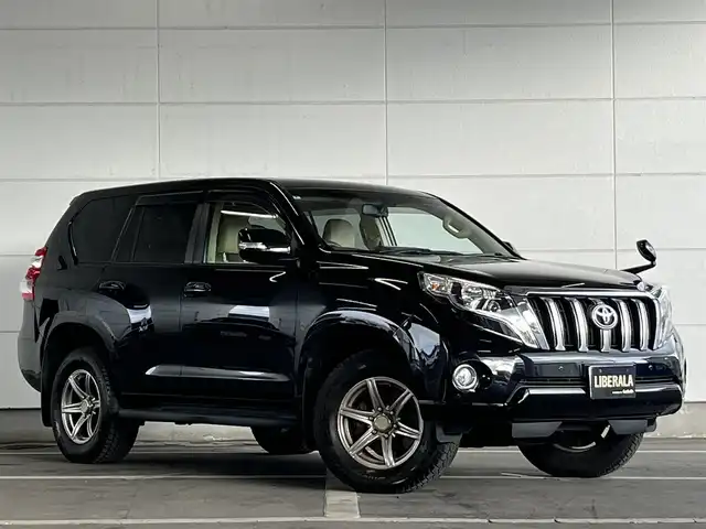 トヨタ ランドクルーザー プラド TX Lパッケージ 山形県 2016(平28)年 12.7万km アティチュードブラックマイカ 4WD/サンルーフ/社外7インチメモリーナビ/CD/DVD/BD/Bluetooth/フルセグTV/バックカメラ/ETC/クルーズコントロール/ダウンヒルコントロール/純正AW付サマータイヤ車載/社外AW付スタッドレスタイヤ装着/スペアキー1本/パワーシート/シートヒーターD/N席/レザーシート