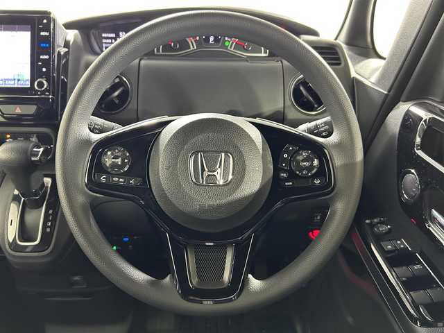 ホンダ Ｎ ＢＯＸ カスタム L 佐賀県 2021(令3)年 1.9万km クリスタルブラックパール ワンオーナー/禁煙車/純正8インチナビ/フルセグTV/Bluetooth/CD/DVD/バックカメラ/片側パワースライドドア/ビルトインETC/前方・後方ドライブレコーダー/運転席・助手席シートヒーター/ホンダセンシング/レーダークルーズコントロール/衝突被害軽減システム/コーナーセンサー/LEDヘッドライト/フォグランプ/純正フロアマット/純正14インチアルミホイール