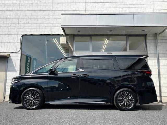 トヨタ ヴェルファイア ハイブリット Z プレミア 埼玉県 2024(令6)年 0.2万km ブラック ワンオーナー/メーカーナビ/アラウンドビューモニター/両側パワースライドドア/3眼LEDヘッドランプ/ムーンルーフ/デジタルインナーミラー/エグゼクティブパワーシート/サンセットブラウンプレミアムナッパ革シート/ユニバーサルステップ/AC100V電源/ドライブレコーダー/ブラインドスポットモニター/レーンディパーチャーアラート/レーダークルーズコントロール/取扱説明書/スペアキー