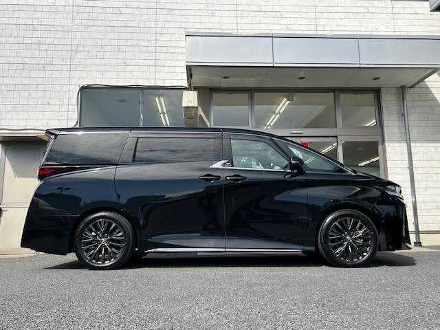 トヨタ ヴェルファイア ハイブリット Z プレミア 埼玉県 2024(令6)年 0.2万km ブラック ワンオーナー/メーカーナビ/アラウンドビューモニター/両側パワースライドドア/3眼LEDヘッドランプ/ムーンルーフ/デジタルインナーミラー/エグゼクティブパワーシート/サンセットブラウンプレミアムナッパ革シート/ユニバーサルステップ/AC100V電源/ドライブレコーダー/ブラインドスポットモニター/レーンディパーチャーアラート/レーダークルーズコントロール/取扱説明書/スペアキー