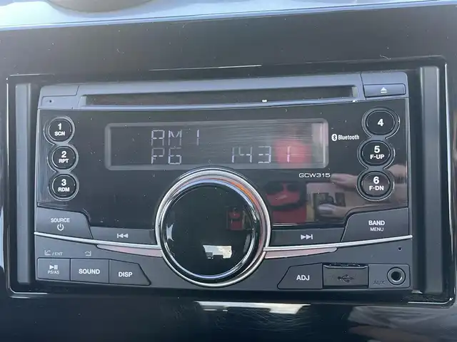 スズキ スイフト XG LTD 島根県 2018(平30)年 4万km ネオンブルーM ４ＷＤ　/純正オーディオ　/CD・AUX/Ｂｌｕｅｔｏｏｔｈ　/スマートキー/プッシュスタート/シートヒーター/ＥＴＣ　/純正フロアマット　/盗難防止装置　/スペアキー１本/取扱説明書