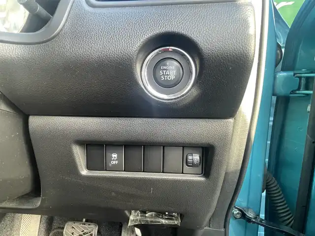 スズキ スイフト XG LTD 島根県 2018(平30)年 4万km ネオンブルーM ４ＷＤ　/純正オーディオ　/CD・AUX/Ｂｌｕｅｔｏｏｔｈ　/スマートキー/プッシュスタート/シートヒーター/ＥＴＣ　/純正フロアマット　/盗難防止装置　/スペアキー１本/取扱説明書