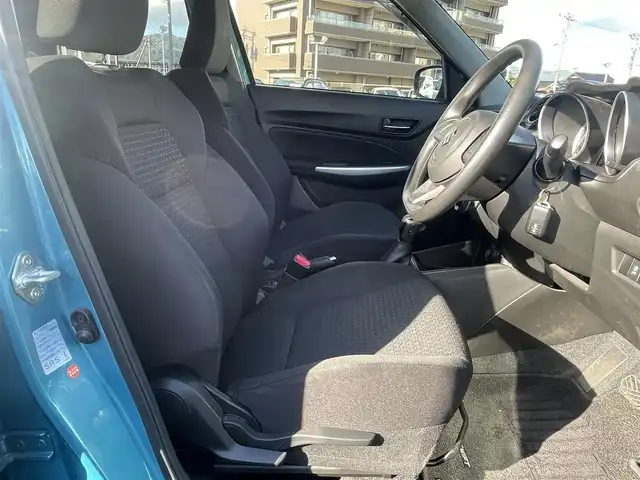 スズキ スイフト XG LTD 島根県 2018(平30)年 4万km ネオンブルーM ４ＷＤ　/純正オーディオ　/CD・AUX/Ｂｌｕｅｔｏｏｔｈ　/スマートキー/プッシュスタート/シートヒーター/ＥＴＣ　/純正フロアマット　/盗難防止装置　/スペアキー１本/取扱説明書