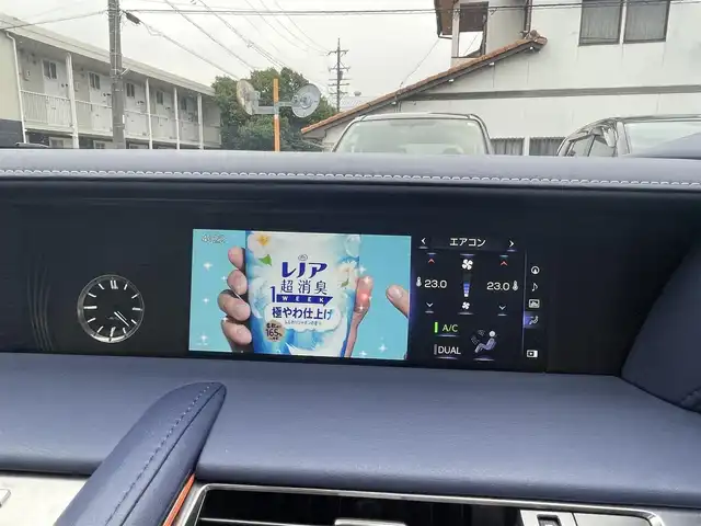 レクサス ＬＣ 500h Lパッケージ 愛知県 2017(平29)年 8.7万km ホワイトノーヴァガラスフレーク ガラスルーフ /純正メーカーナビ/（CD/DVD/FM/AM/BT/USB）/フルセグTV/バックカメラ/ビルトイン2.0ETC/純正21インチAW/レクサスセーフティセンス/レーダークルーズコントロール/クリアランスソナー /ブラインドスポットモニター/ドライブレコーダー/レーダー探知機/レザーシート /前席パワーシート（D席メモリー付き）/前席シートヒーター /エアシート/ハンドルヒーター /取説、保証書/スペアキー