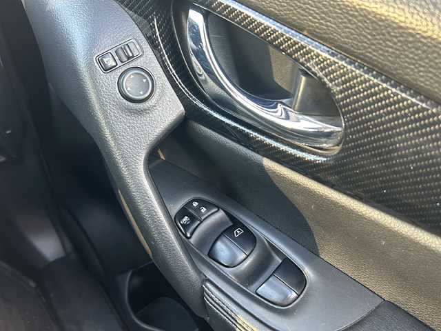 日産 エクストレイル 20X 石川県 2018(平30)年 8.1万km ダークメタルグレー 4WD/インテリジェントエマージェンシーブレーキ/・踏み間違い衝突防止アシスト/・車線逸脱警報/・進入禁止標識検システム/・フロント/バックソナー/社外ディスプレイオーディオ/【Bluetooth・FM・AM】/バックカメラ/LEDヘッドライト/・オートライト/・フォグランプ/ETC/前後ミラー型ドライブレコーダー/ステアリングリモコン/スマートキー/・プッシュスタート/ヒルディセントコントロール/パワーバックドア/アイドリングストップ/横滑り防止装置/レザーハンドル/社外フロアマット/純正AWスタッドレスタイヤ車載/保証書/取扱説明書