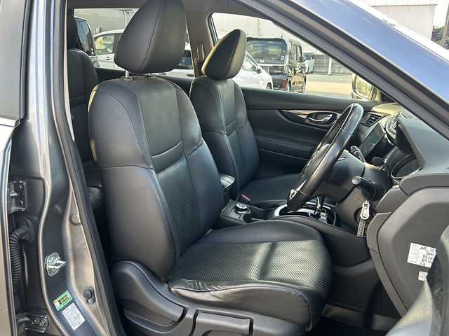 日産 エクストレイル 20X 石川県 2018(平30)年 8.1万km ダークメタルグレー 4WD/インテリジェントエマージェンシーブレーキ/・踏み間違い衝突防止アシスト/・車線逸脱警報/・進入禁止標識検システム/・フロント/バックソナー/社外ディスプレイオーディオ/【Bluetooth・FM・AM】/バックカメラ/LEDヘッドライト/・オートライト/・フォグランプ/ETC/前後ミラー型ドライブレコーダー/ステアリングリモコン/スマートキー/・プッシュスタート/ヒルディセントコントロール/パワーバックドア/アイドリングストップ/横滑り防止装置/レザーハンドル/社外フロアマット/純正AWスタッドレスタイヤ車載/保証書/取扱説明書