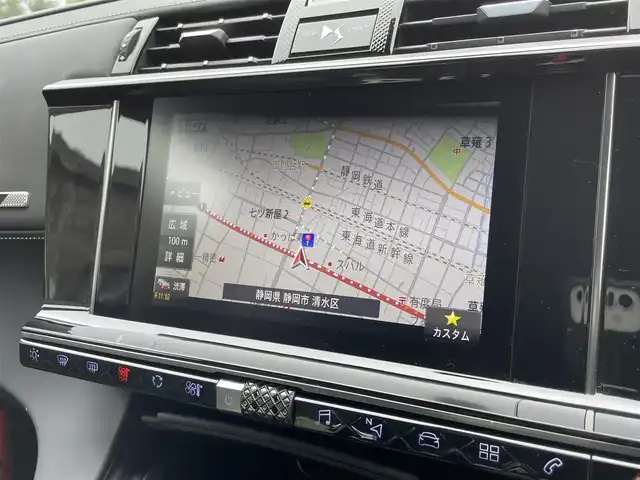 ＤＳオートモビル ＤＳ７ クロスバック グランシック ピュアテック 静岡県 2019(平31)年 5.5万km 白 レザーシート/電動リアゲート/BSM/FOCALサウンド/純正ナビ/(Bluetooth/CarPlay/フルセグ)/衝突被害軽減システム/360°カメラ/ACC/LKA/パーキングアシスト/メモリー付きパワーシート/シートヒーター/シートエアコン/スマートキー/ETC/ドライブレコーダー/純正20インチアルミホイール/フロアマット/保証書/取扱説明書/スペアキー